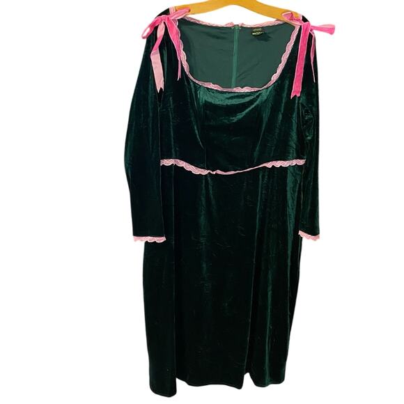 Tunnel vision Lashline Green Velvet Dress with Pink Accents witchy whimsigoth XL - Picture 2 of 13